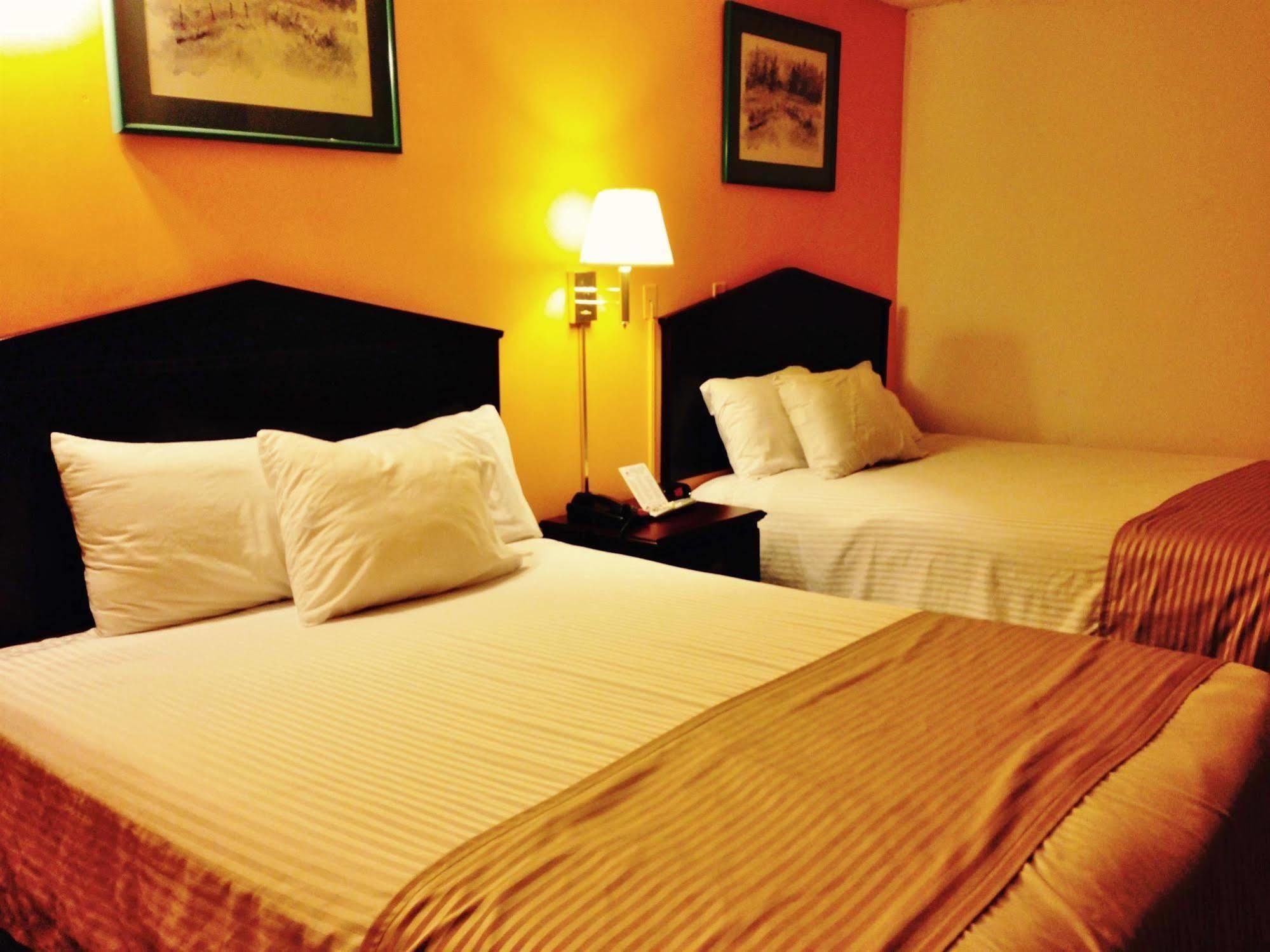 Americas Best Value Inn Macomb Dış mekan fotoğraf