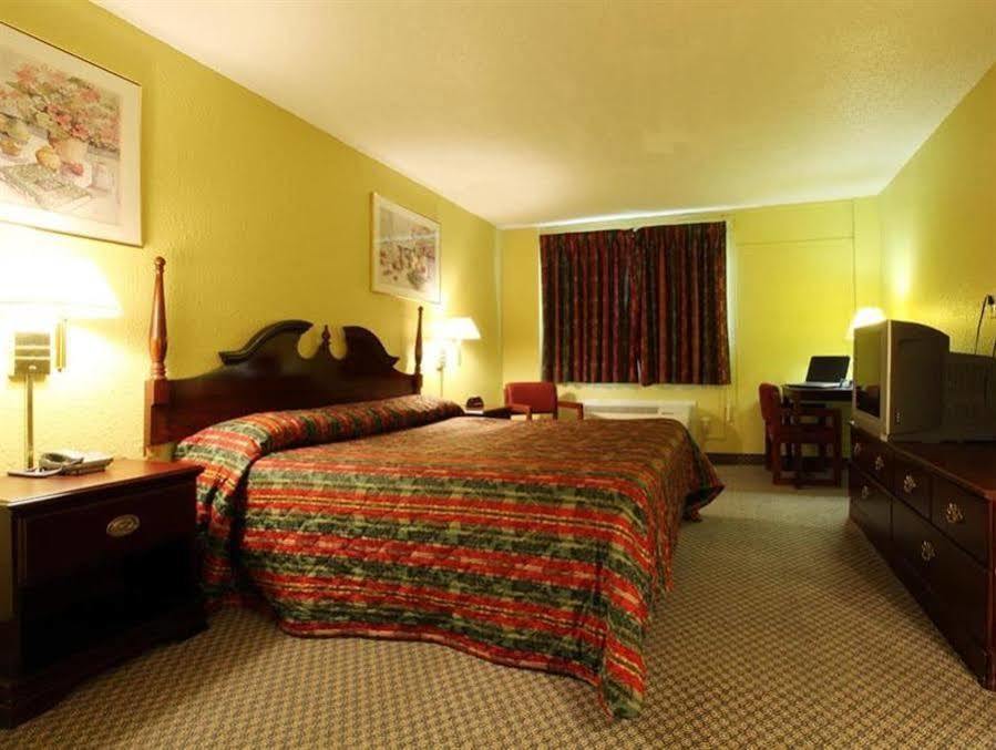 Americas Best Value Inn Macomb Dış mekan fotoğraf